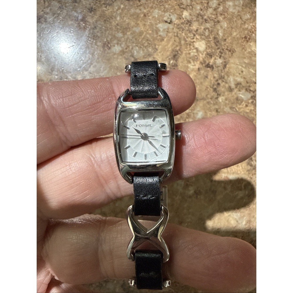 Fossil F2 Women ES-1645 Stainless Steel Leather Square 17mm Quartz Watch 6' Band